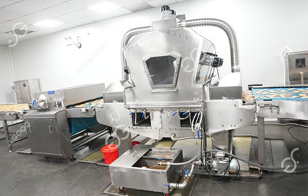 Biscuit Oil Sprayer Machine in Factory Biscuit Oil Sprayer Machine in Factory